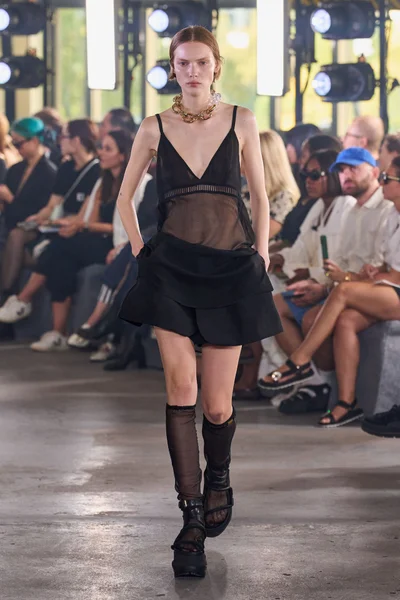 Look 6